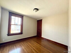 144 Woodell Ave in Buffalo, NY - Foto de edificio - Building Photo