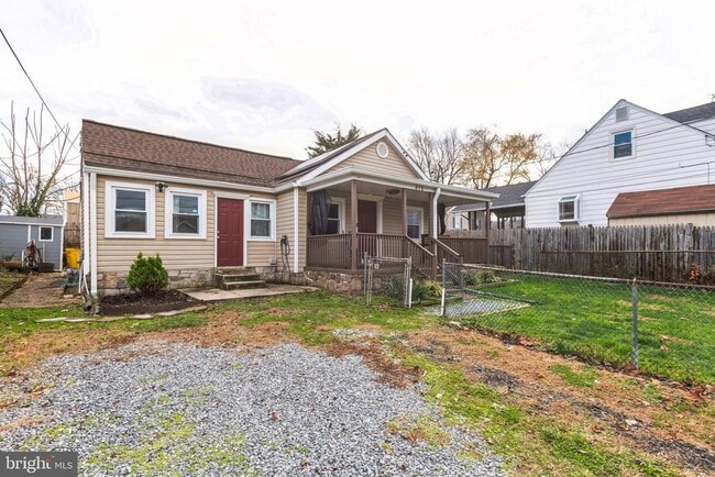 415 Cresswell Rd in Brooklyn Park, MD - Building Photo - Building Photo