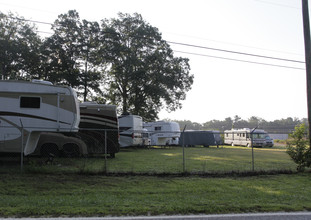 Lakewood RV Resort and Mobile Park in Flat Rock, NC - Building Photo - Building Photo