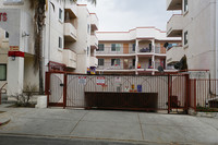 Angelina Apartments in Los Angeles, CA - Foto de edificio - Building Photo