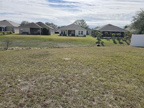 24612 Portofino Dr in Lutz, FL - Building Photo - Building Photo