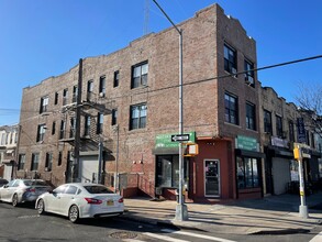 482 Chestnut St in Brooklyn, NY - Foto de edificio - Primary Photo