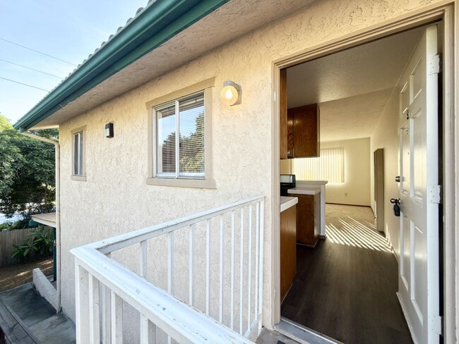 695 Hillside Terrace