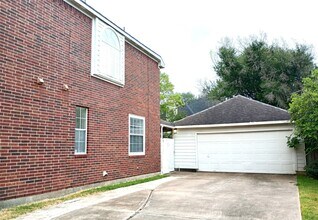 1226 Rabbs Crossing in Sugar Land, TX - Building Photo - Building Photo