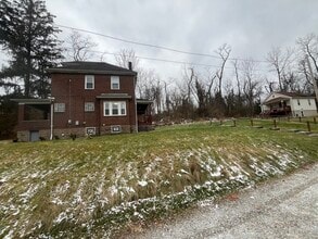 1801 Universal Rd, Unit 1 in Pittsburgh, PA - Building Photo - Building Photo