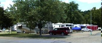 Covered Bridge RV Park in Fenton, MO - Foto de edificio - Building Photo