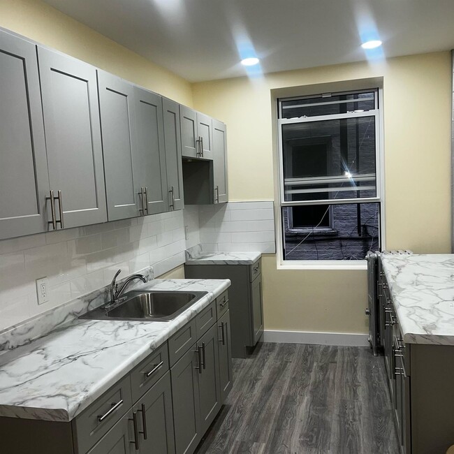 property at 132 E 52nd St