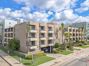 Morrison Apartments in North Hollywood, CA - Building Photo - Building Photo