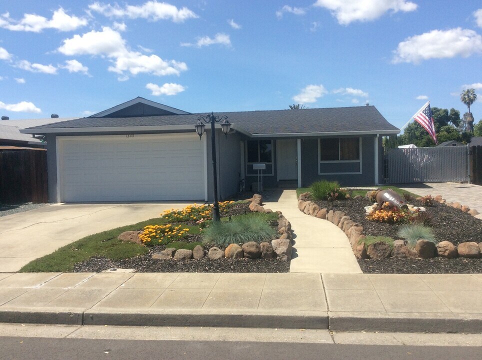 1342 Heather Ln in Livermore, CA - Building Photo