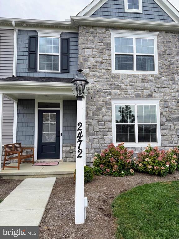 2472 Artesian Wy in Lancaster, PA - Building Photo - Building Photo