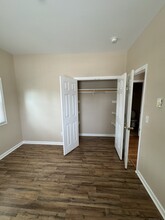 422 Main St in East Haven, CT - Building Photo - Building Photo