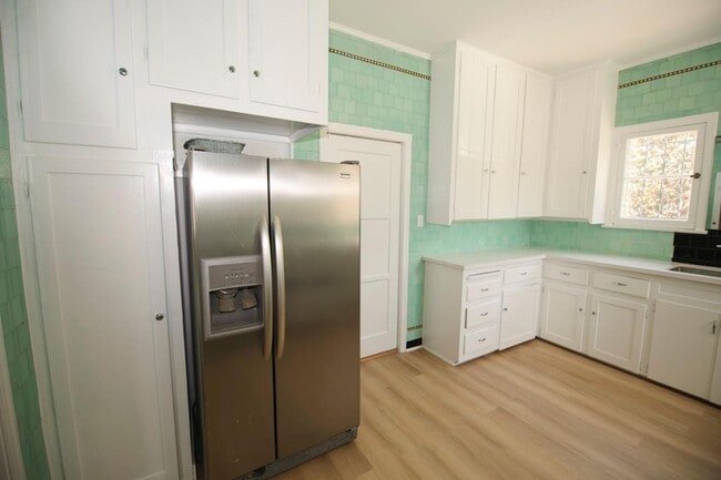 150 S Detroit St in Los Angeles, CA - Building Photo - Building Photo