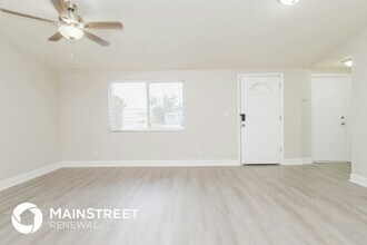 21447 Northwood Dr in Lutz, FL - Foto de edificio - Building Photo