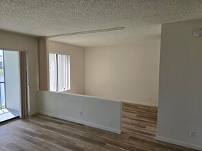 1108 Green Pine Blvd in West Palm Beach, FL - Building Photo - Building Photo