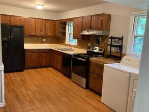 2169 Medfield Trail NE in Atlanta, GA - Building Photo - Building Photo