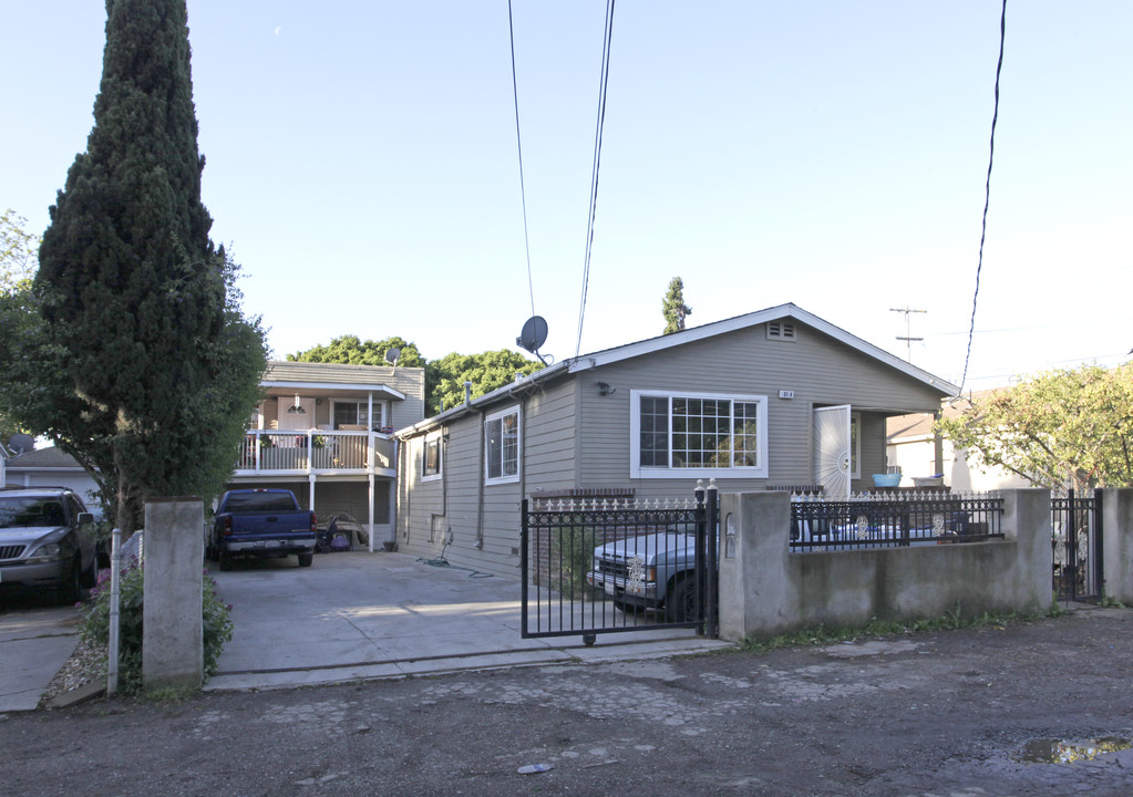 314 Lilac Ln in East Palo Alto, CA - Building Photo