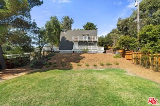 21316 Hillside Dr in Topanga, CA - Building Photo - Building Photo