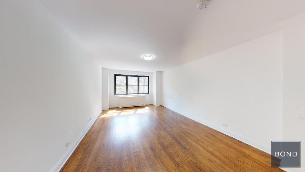 145 E 16th St in New York, NY - Building Photo