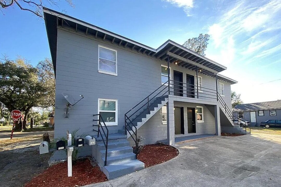 610 W 18th St, Unit 3 in Jacksonville, FL - Foto de edificio