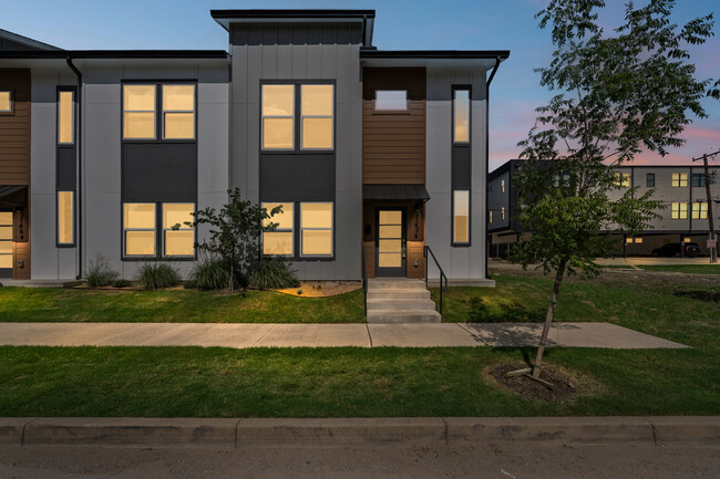 property at 3142 Lubbock Ave