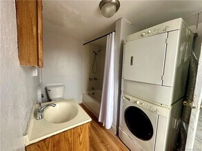 118A Main St, Unit 3 in Nyack, NY - Building Photo - Building Photo