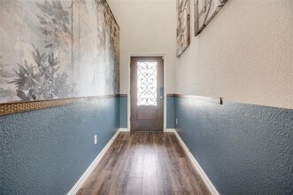 2401 Linto St in Fort Worth, TX - Building Photo - Building Photo