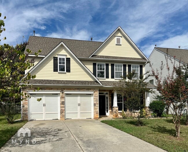 property at 3015 Sweetspire Rd