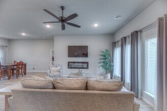 1422 E 149th Pl S in Glenpool, OK - Building Photo - Building Photo