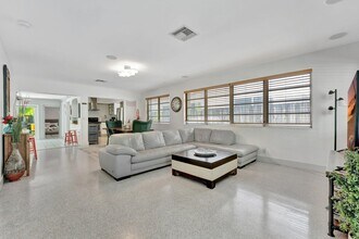 1246 Johnson St in Hollywood, FL - Building Photo - Building Photo