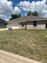 2305 Upland Bend Dr in Temple, TX - Building Photo - Building Photo