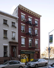 51 MacDougal St in New York, NY - Building Photo - Building Photo