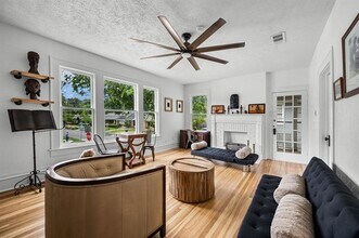 5320 Junius St in Dallas, TX - Building Photo - Building Photo