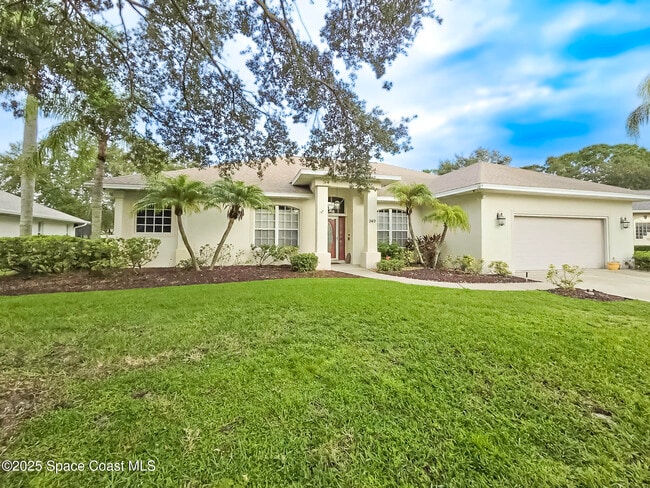 property at 949 SE Gardenbrook Ct