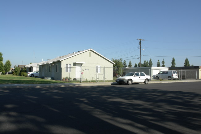 3463 E Platt Ave in Fresno, CA - Building Photo - Building Photo