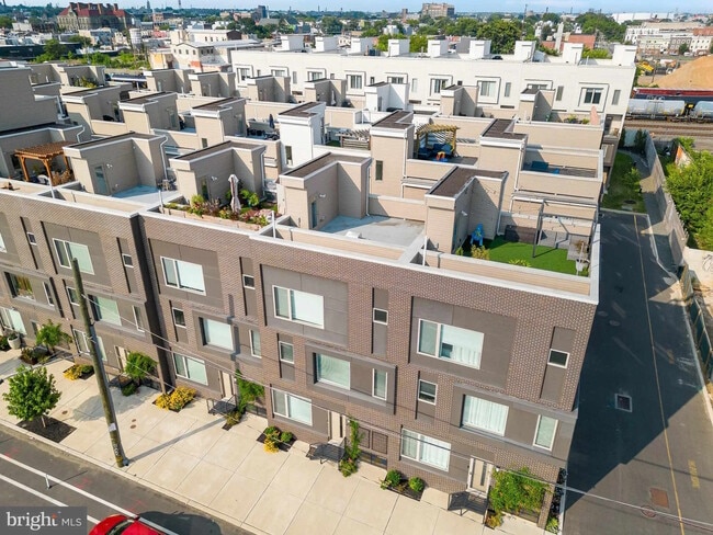 property at 2139 E Lehigh Ave