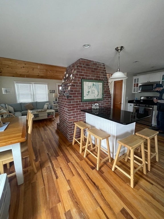 property at 29 Hawthorne St