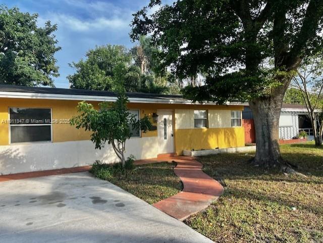2201 N 56th Terrace in Hollywood, FL - Building Photo - Building Photo