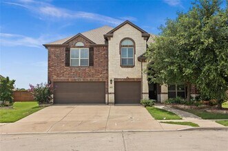 6833 San Antonio Dr in Fort Worth, TX - Building Photo - Building Photo