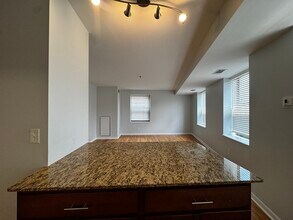 1337 W Fargo Ave in Chicago, IL - Building Photo - Building Photo