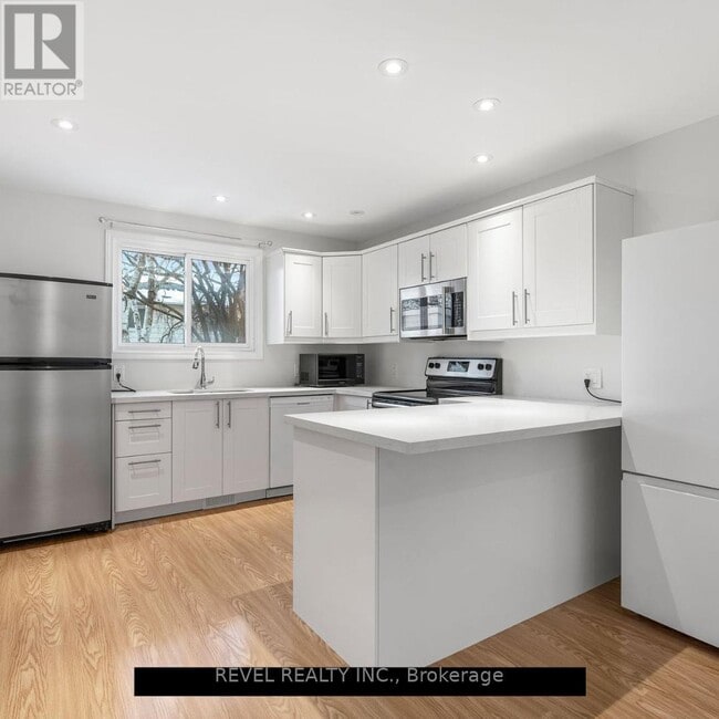 property at 1323 Broadview St