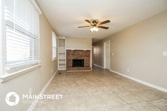 156 John D St in La Vergne, TN - Foto de edificio - Building Photo