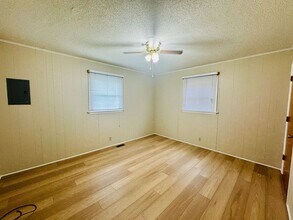 417 W Buckoak St in Stanley, NC - Building Photo - Building Photo