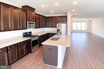 12854 Cloverleaf Center Drive in Germantown, MD - Building Photo - Building Photo