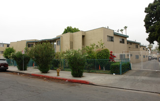 8737 Langdon Ave Apartments