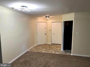2 Juliet Ln in Perry Hall, MD - Building Photo - Building Photo