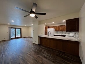 3951 Fairway Hills Dr in Rapid City, SD - Building Photo - Building Photo