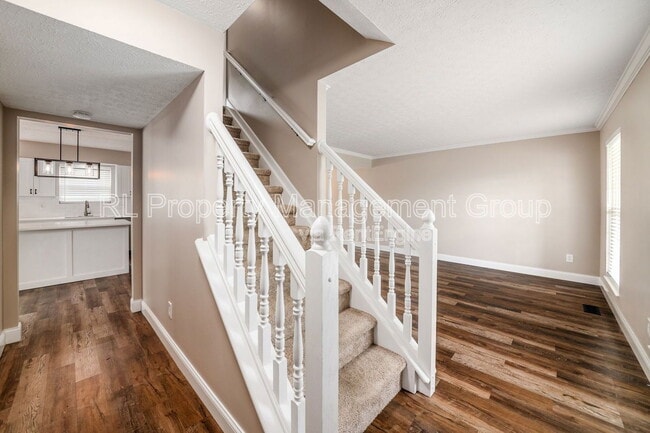 2940 Wynridge Dr in Grove City, OH - Building Photo - Building Photo