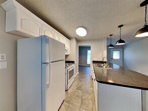 1101 Johns Dr in Euless, TX - Building Photo - Building Photo