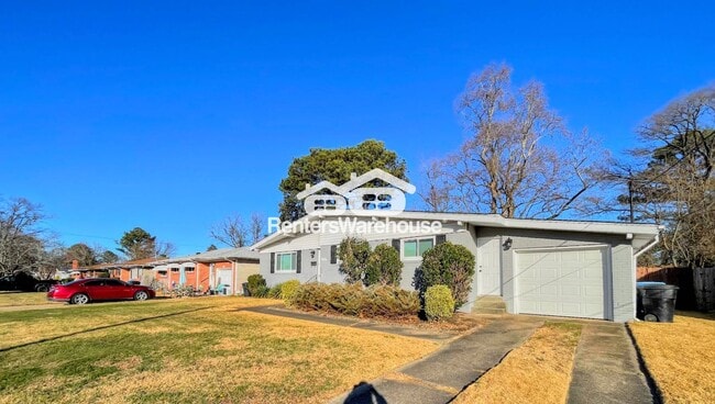 712 Houdon Ln in Virginia Beach, VA - Building Photo - Building Photo