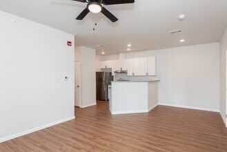 137 Harmony Mdws Ct in Dardenne Prairie, MO - Building Photo - Building Photo